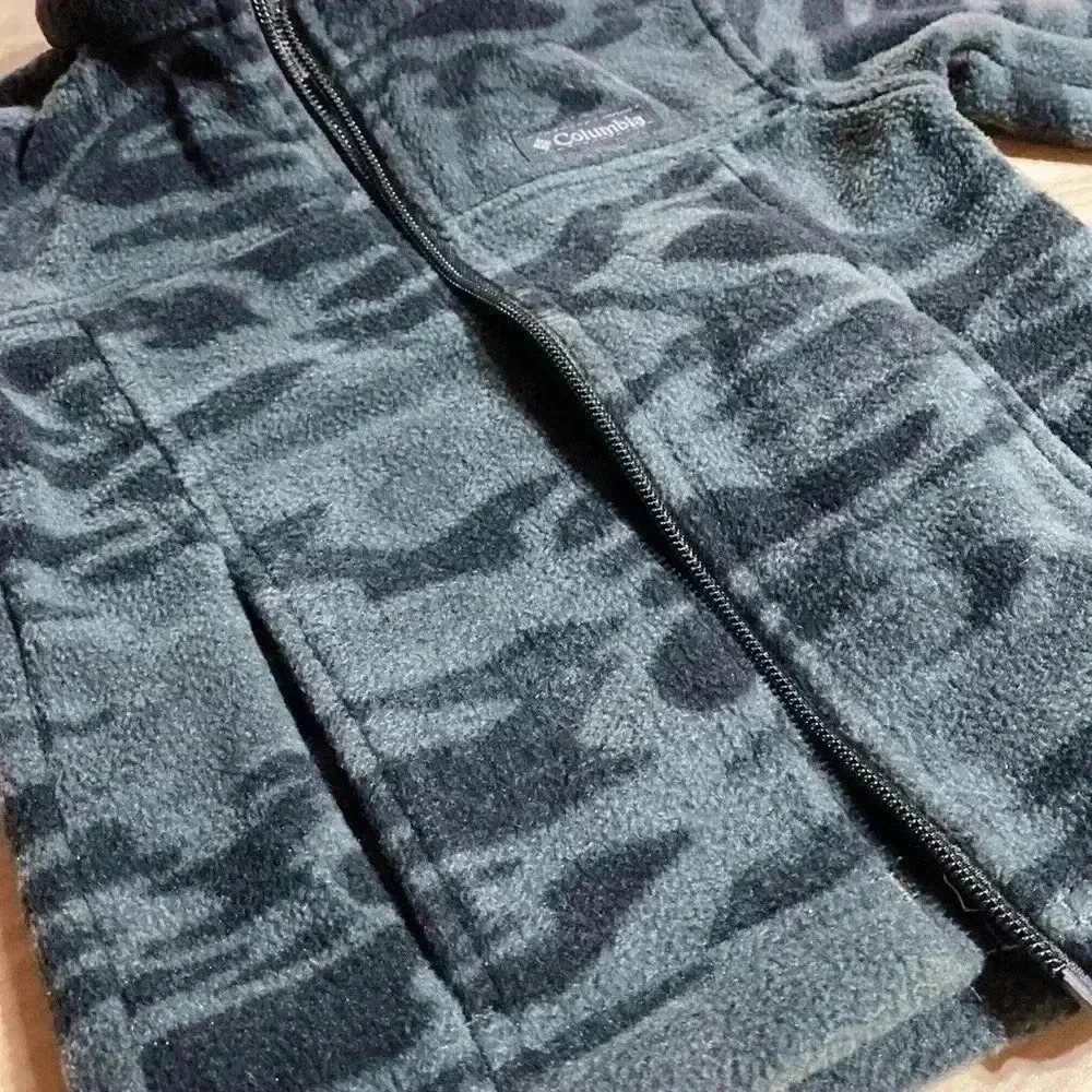 Columbia jacket - Picture 7 of 10